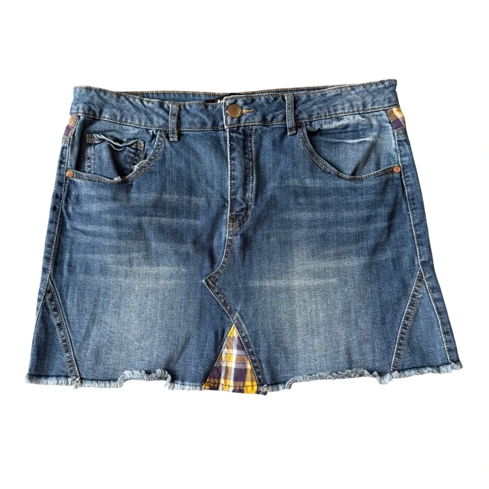 Dollhouse Denim Mini Skirt with Plaid Inserts Frayed Hem Women's‎ Size 15